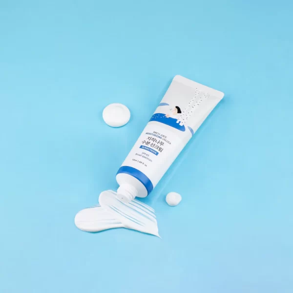 ROUND LAB - Birch Moisturizing Sunscreen SPF 50+ PA++++ 50ml - Imagen 3