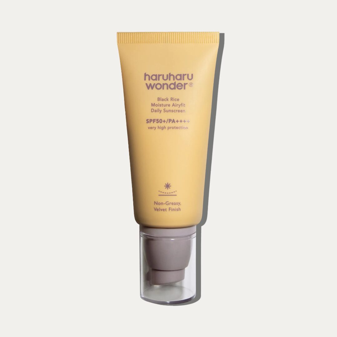 imgi_161_black_rice_moisture_airyfit_daily_sunscreen_SPF50_PA_50ml